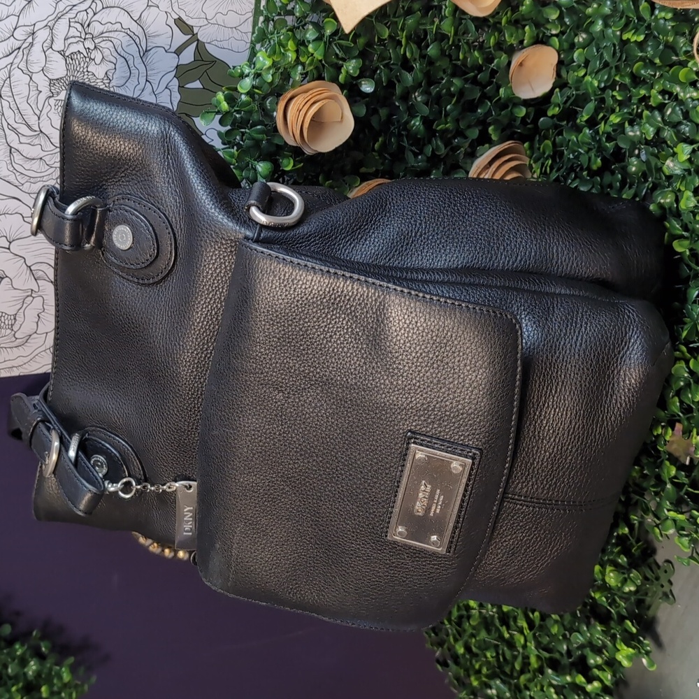 DKNY Black Pebble Leather Bucket Hand Bag - Picture 5 of 12